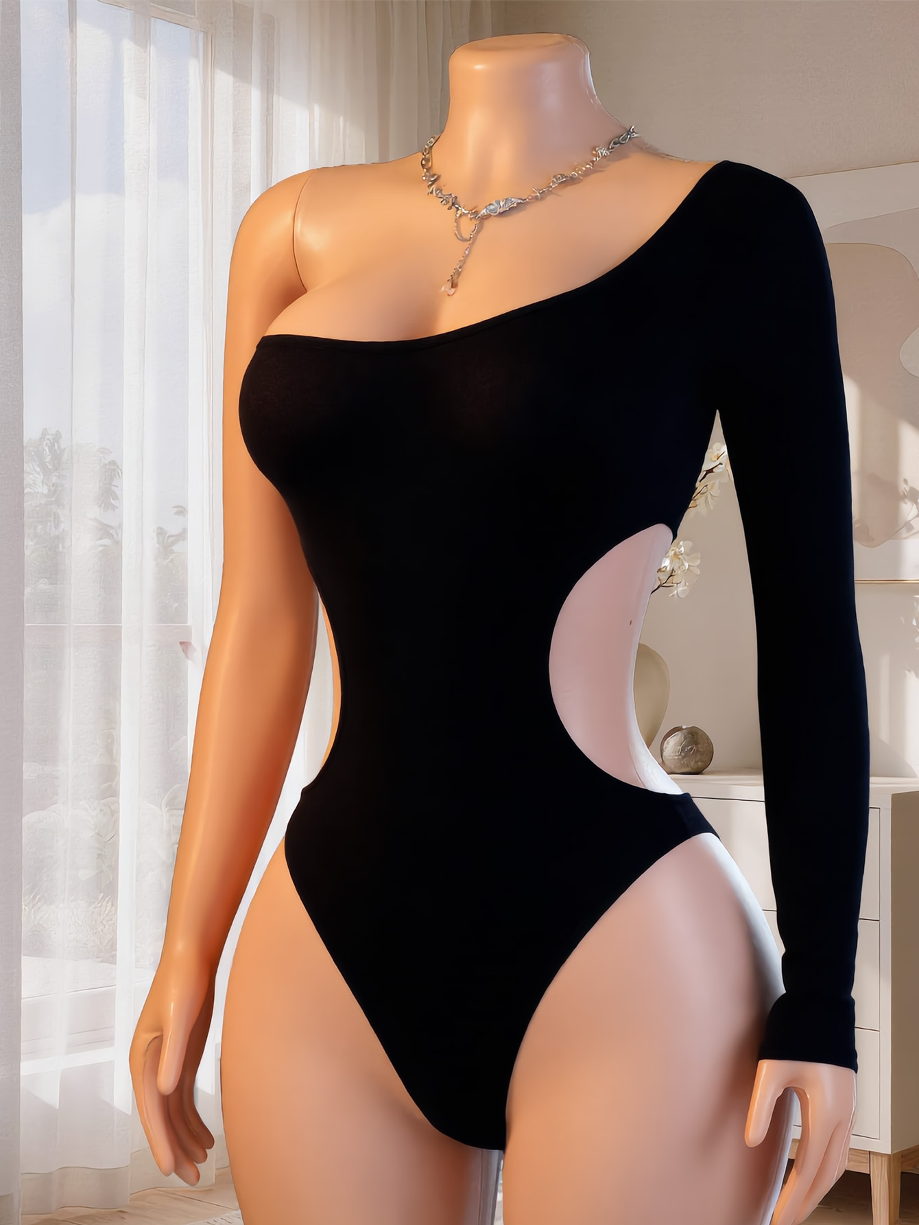 Damen-Bodysuit mit einer Schul – Underwear Bewertung und Preis