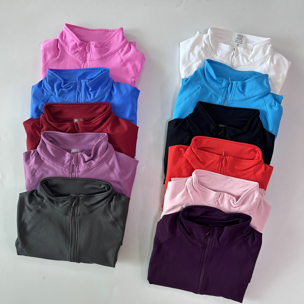 No Logo Yoga-Jacke mit halbem  – Jackets Bewertung und Preis
